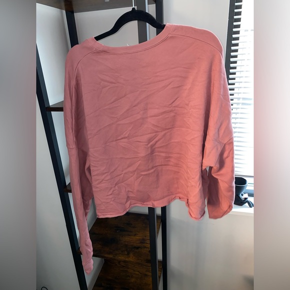 Pink sweater - Picture 2 of 2